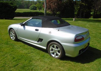 2005 MG TF