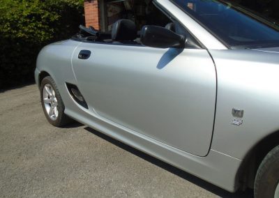 2005 MG TF