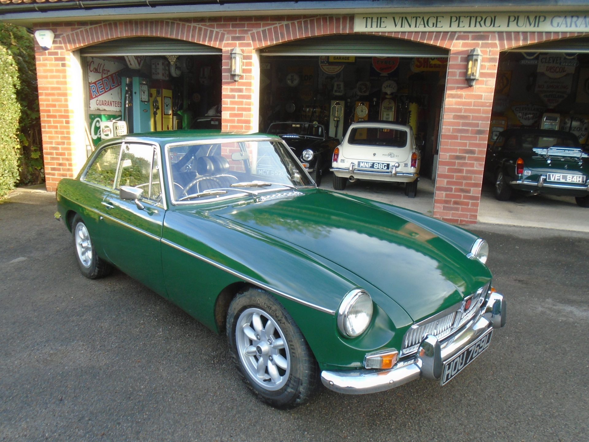 1972 MGB GT with Overdrive