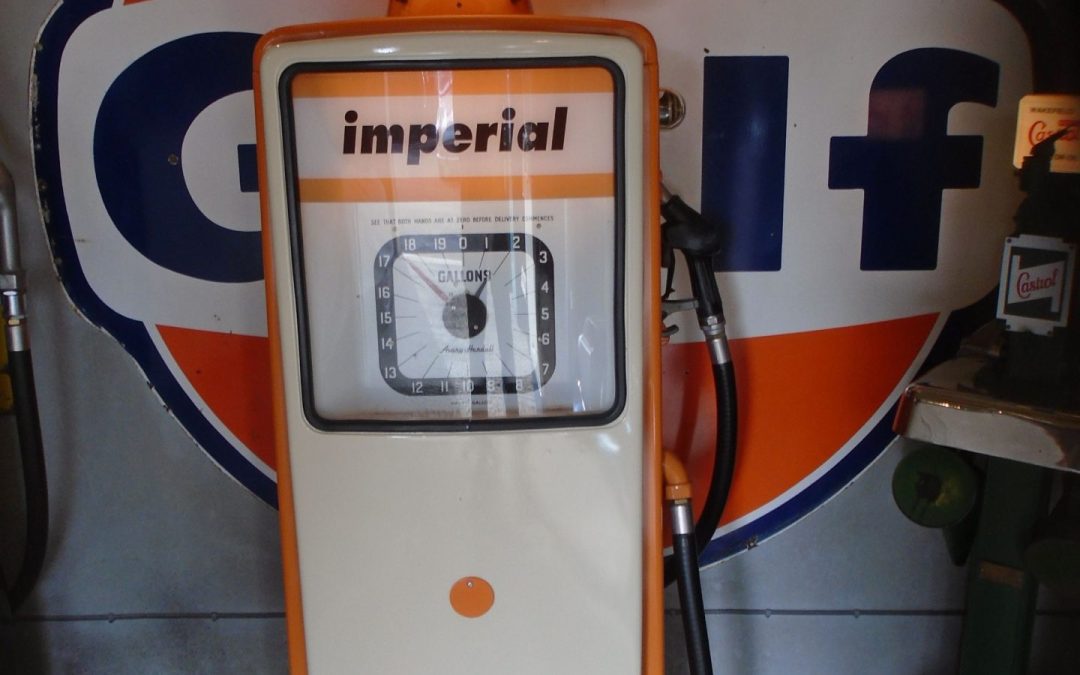 1960 Avery Hardoll Type 2698 ‘Pre-set’ Petrol Pump