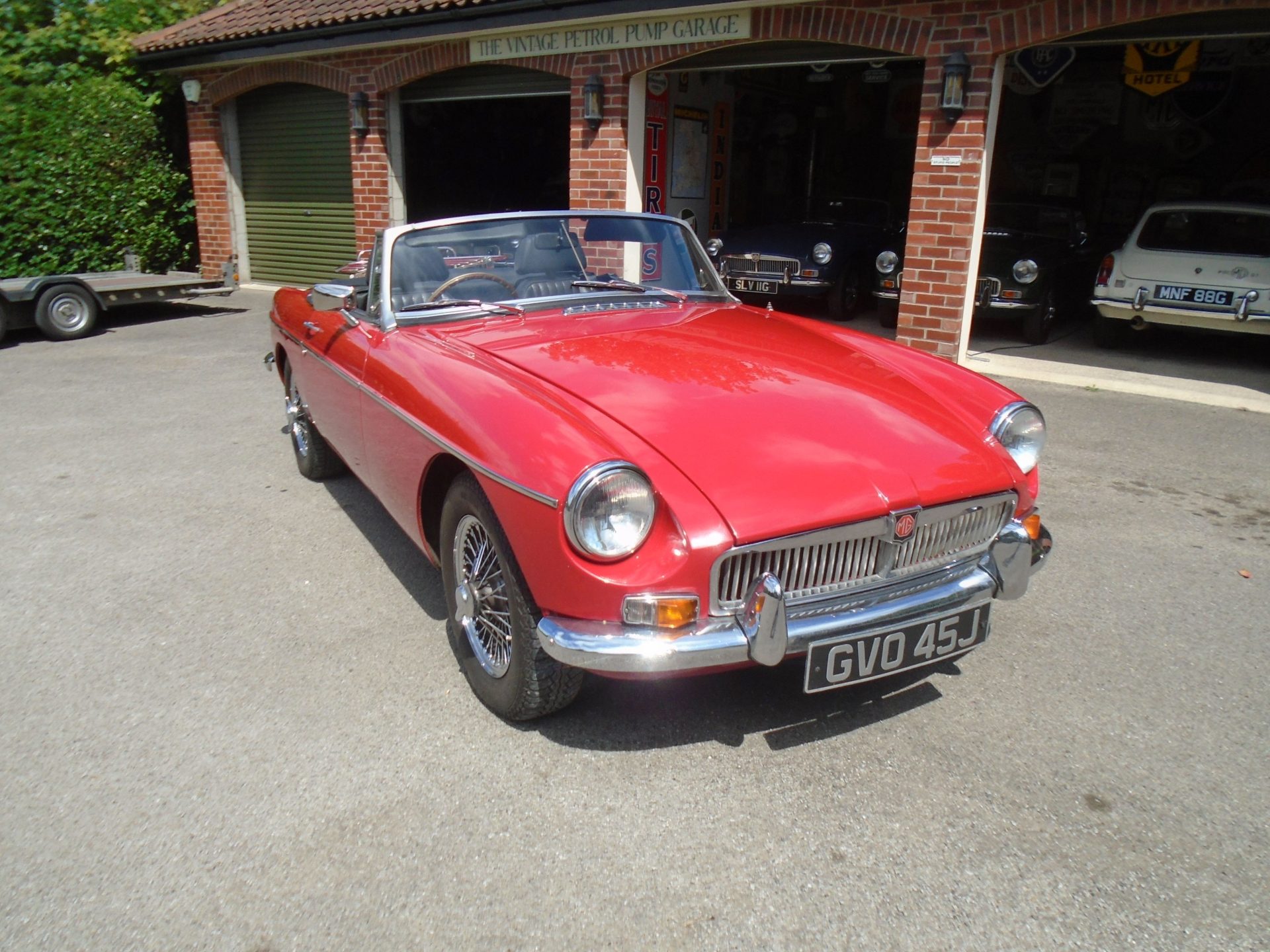 1971 MGB Roadster with Overdrive